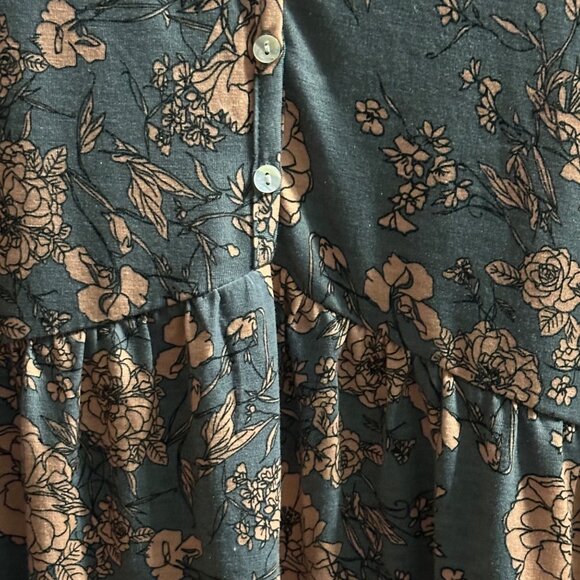 Weekend Suzanne Betro size 4X gray floral print 3/4 sleeve v neck tunic - Picture 2 of 6